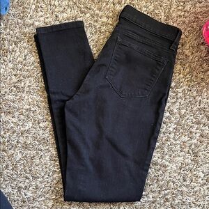Banana Republic Women's Black Skinny Jeans size 2